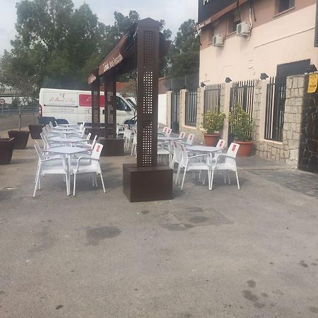 Meson Restaurante La Posada Hostal Calera y Chozas Dış mekan fotoğraf