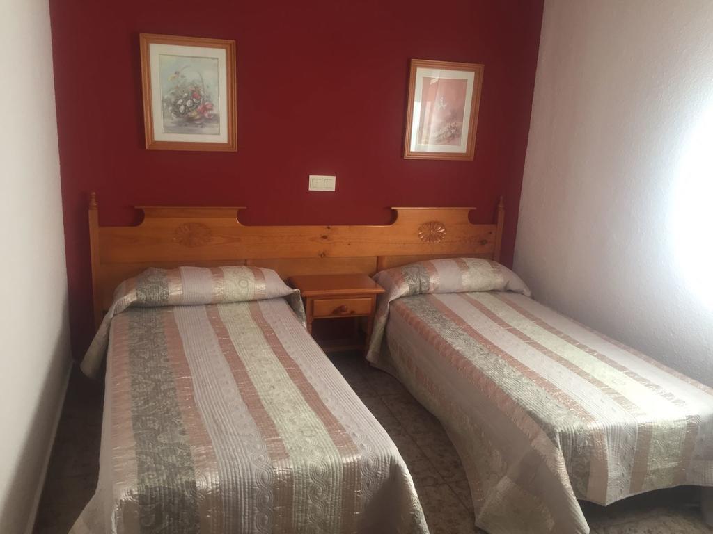 Meson Restaurante La Posada Hostal Calera y Chozas Dış mekan fotoğraf